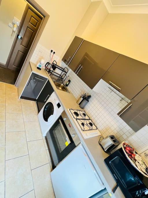 3 Notting Hill, Portobello Road-Amazing Location! 런던 외부 사진