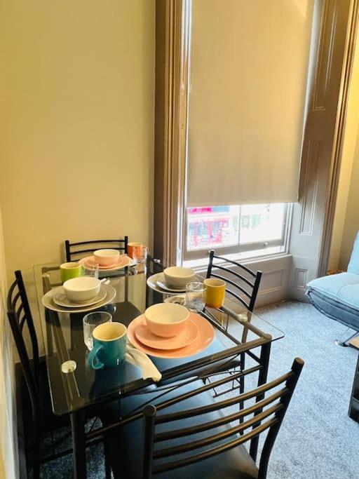 3 Notting Hill, Portobello Road-Amazing Location! 런던 외부 사진