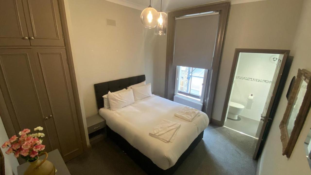 3 Notting Hill, Portobello Road-Amazing Location! 런던 외부 사진