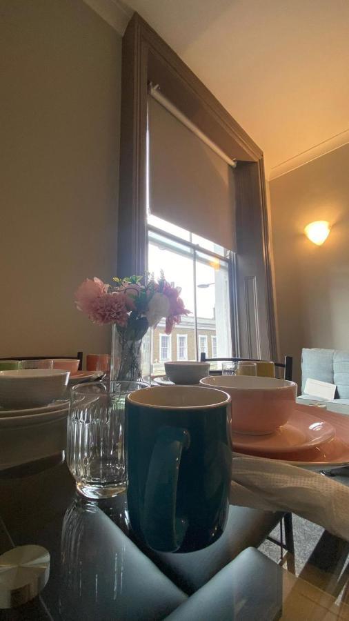 3 Notting Hill, Portobello Road-Amazing Location! 런던 외부 사진