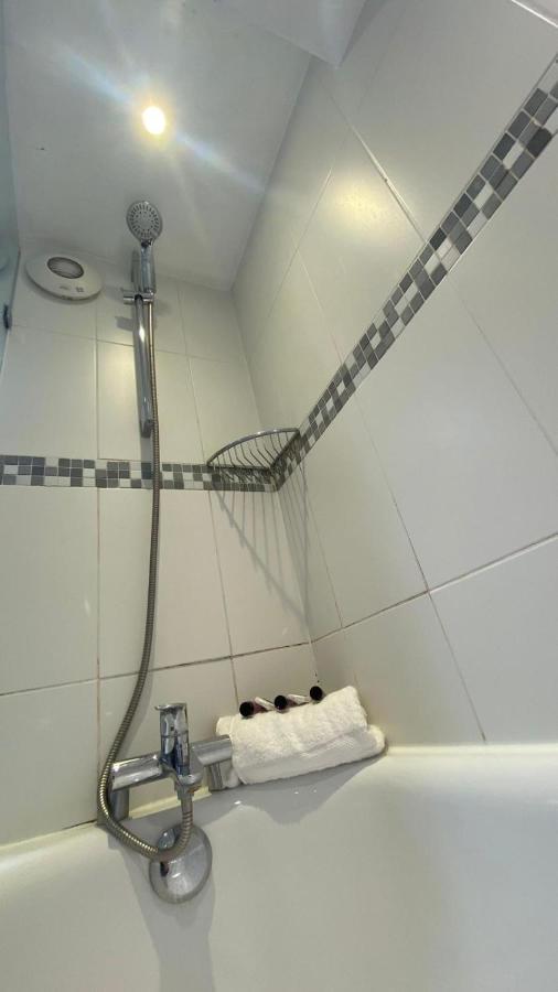 3 Notting Hill, Portobello Road-Amazing Location! 런던 외부 사진