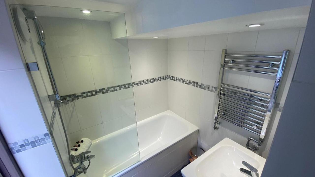 3 Notting Hill, Portobello Road-Amazing Location! 런던 외부 사진
